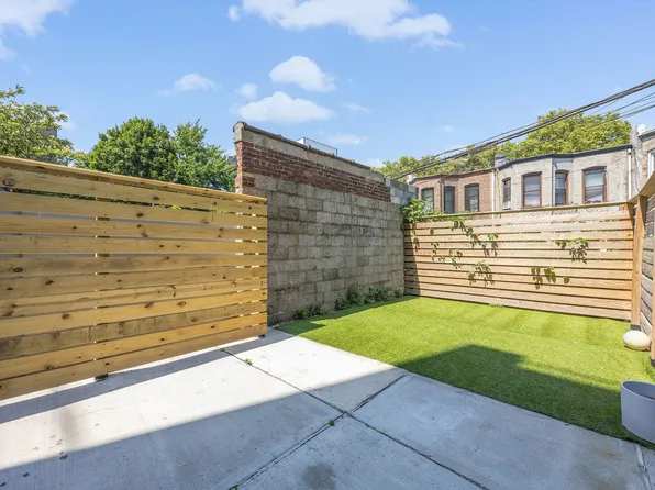 305 Sumpter Street image 16 of 48