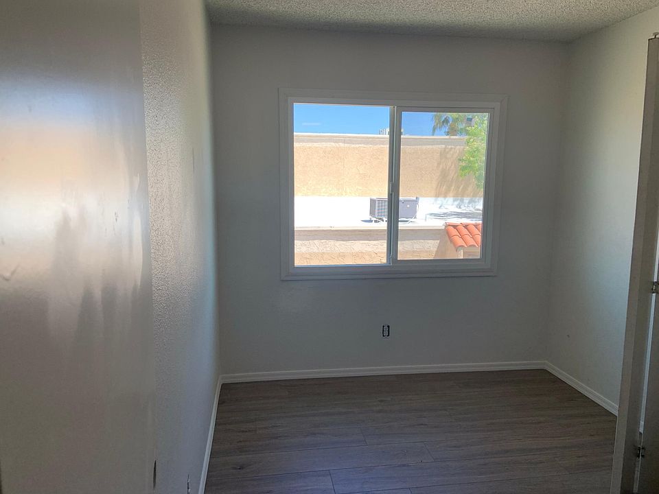 2nd image of 4024 S 45th St