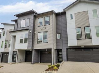 23833 9th Ave SE UNIT #D, Bothell, WA 98021
