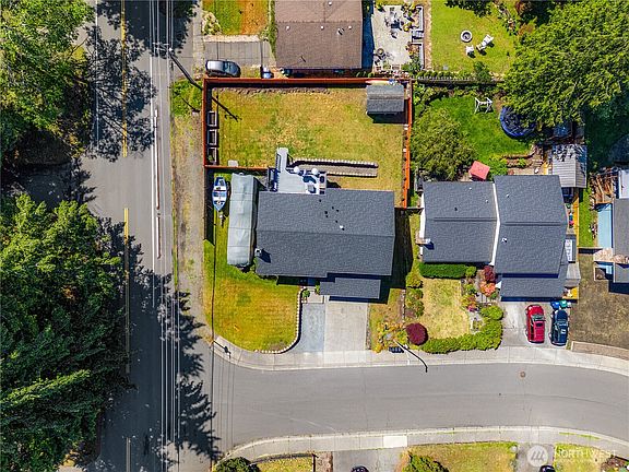 5th image of 2103 SW 306th Place