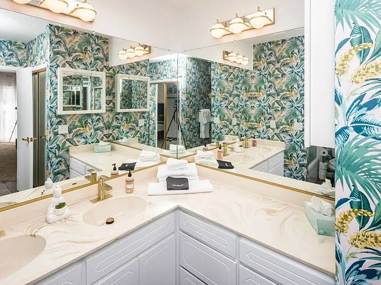 2906 Castaway Dr — Photo 8