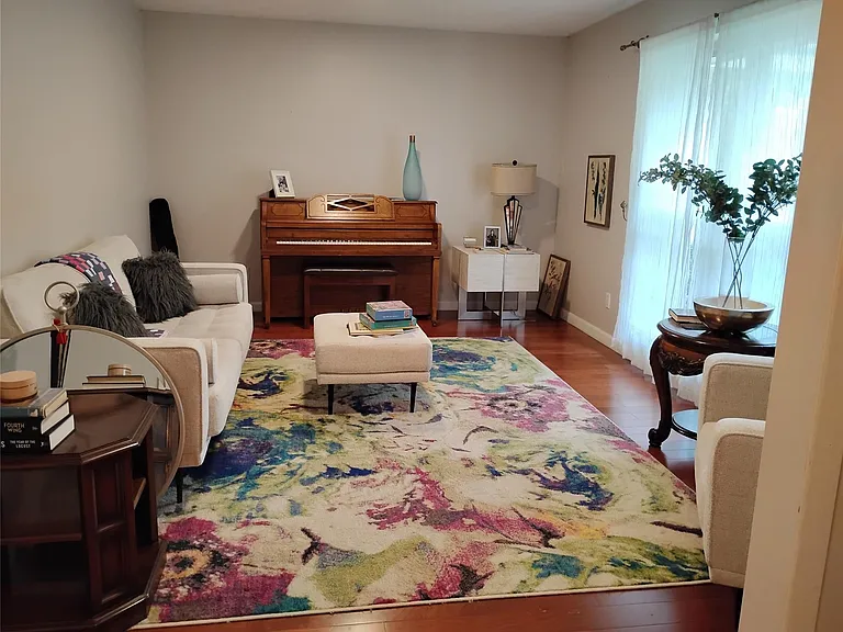 5431 Grape St — Photo 7