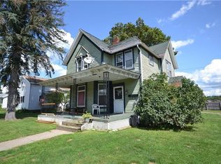 19 Academy St, Springville, NY 14141