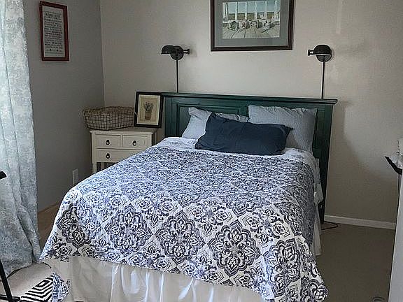 2nd bedroom