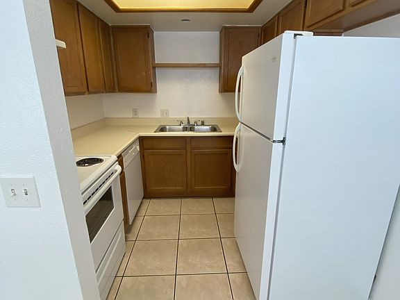 4th image of 1787 North Ave APT 208