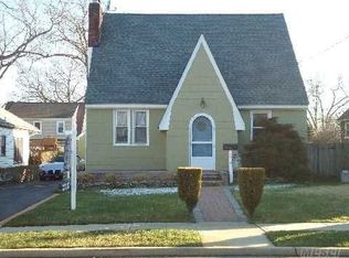 604 Emerson Ave, Baldwin, NY 11510