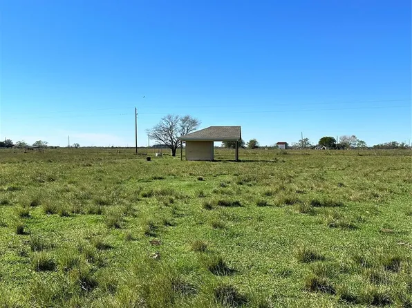 17002 Brumbelow Rd, Needville, TX 77461
