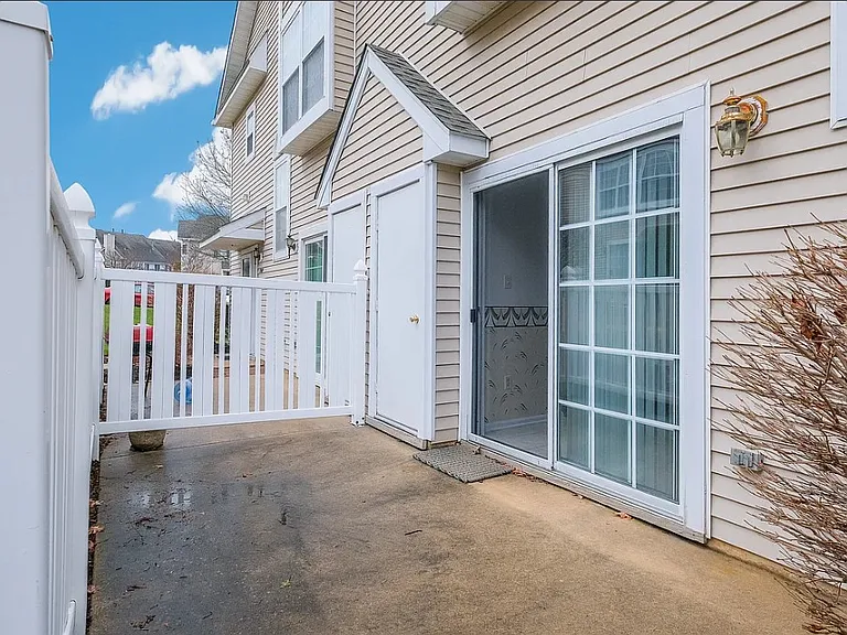 1508 Carol Ct #1508 — Photo 23