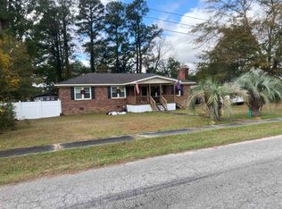 203 S McAllister St, Hemingway, SC 29554