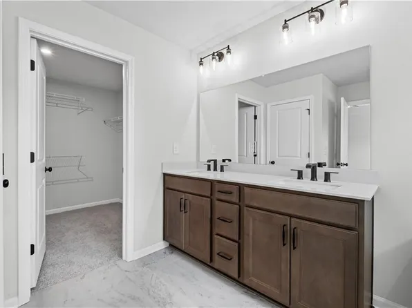 5669 Tillman Way, Powder Springs, GA 30127