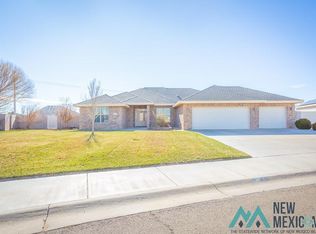 806 Le Ann Dr, Roswell, NM 88201