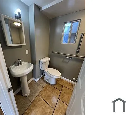 6230 S Van Ness Ave — Photo 8