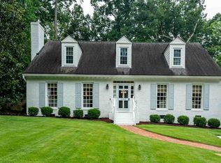 809 Blenheim Dr, Raleigh, NC 27612