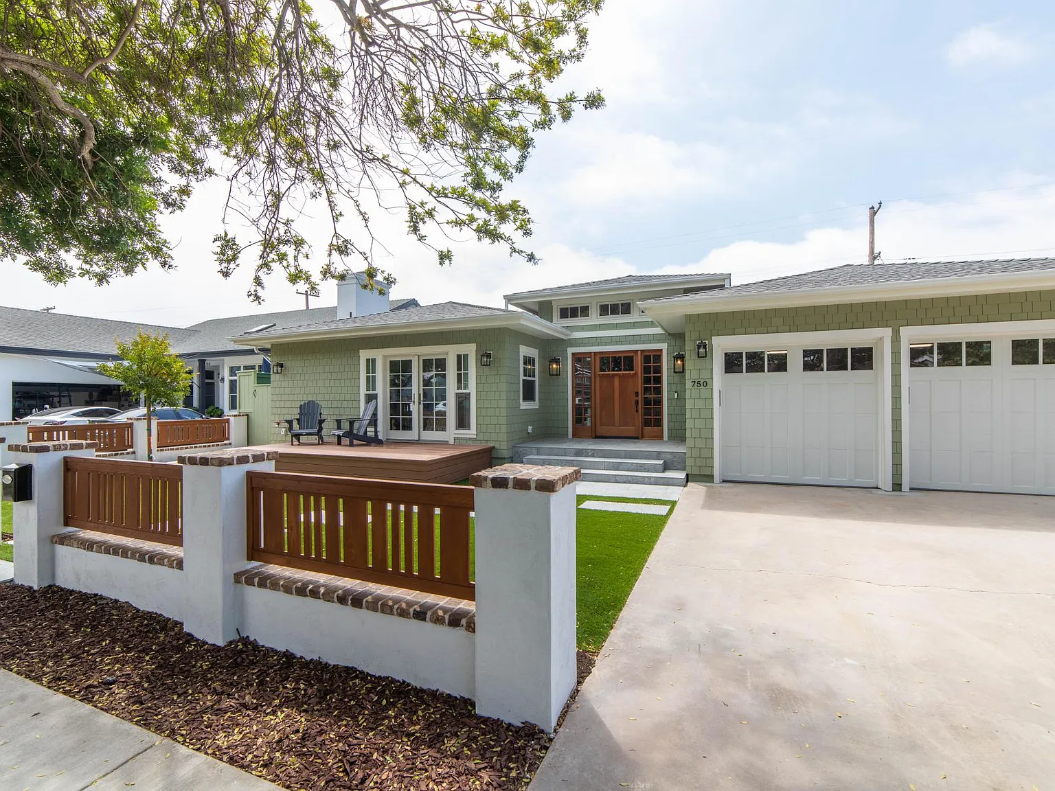 750 Coronado Ave — Photo 2