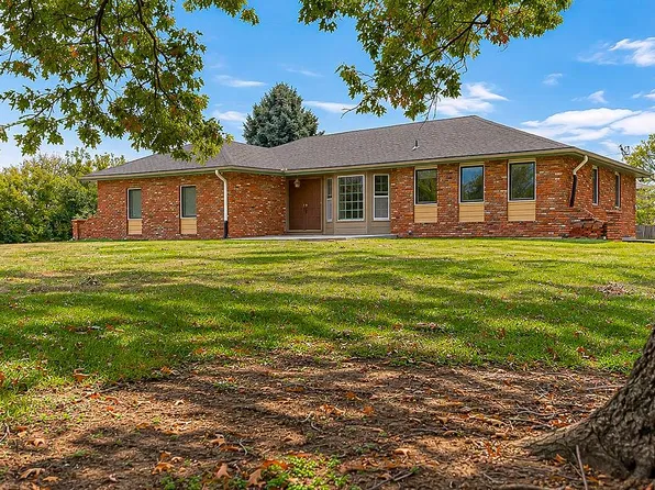25025 W 143rd St, Olathe, KS 66061