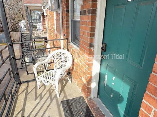 6255 Alexander St #17