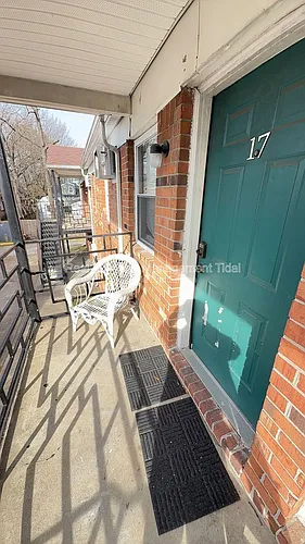 6255 Alexander St Photo 1