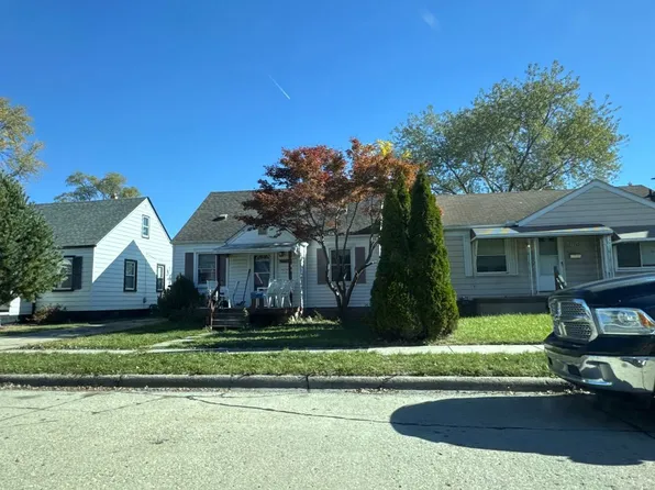 27750 Garfield St, Roseville, MI 48066