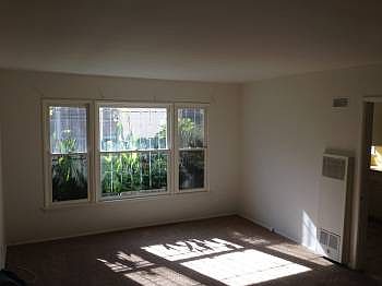 1st image of 3815 Lockland Dr APT 1