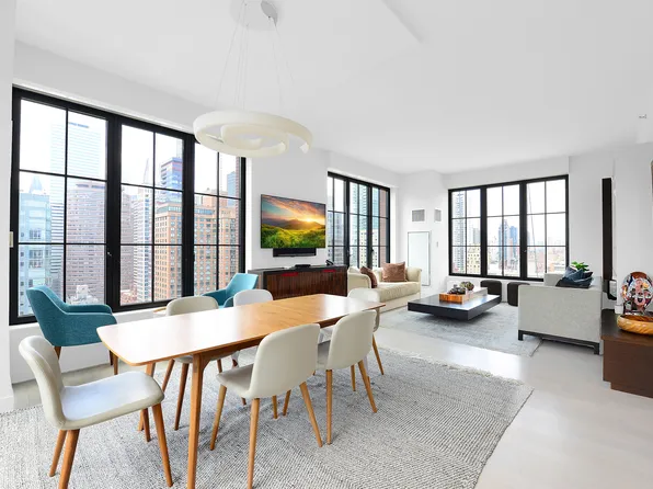 959 1st Avenue image 1 of 17