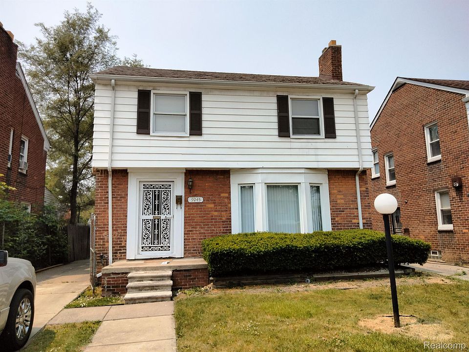 1st image of 9245 Rosemont Ave