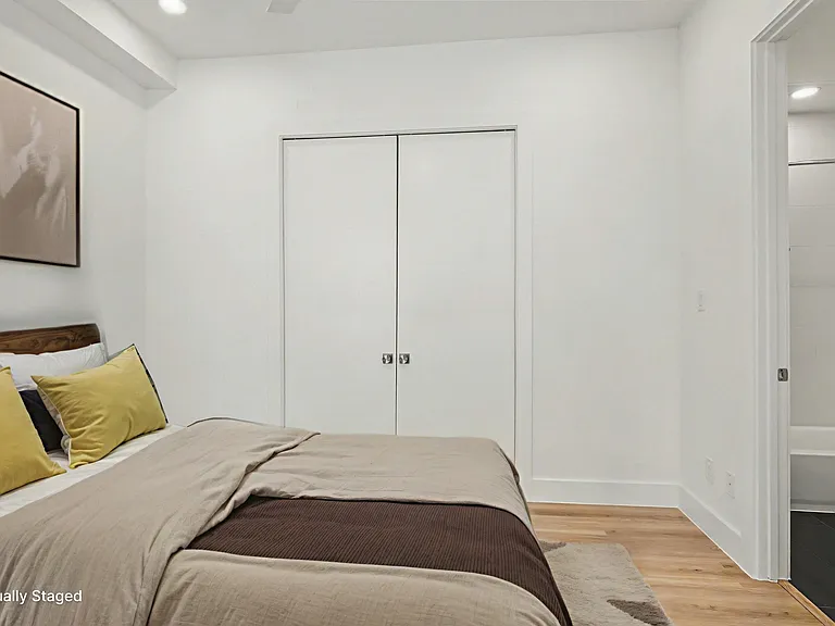 2217 N Fitzhugh Ave #204 — Photo 25