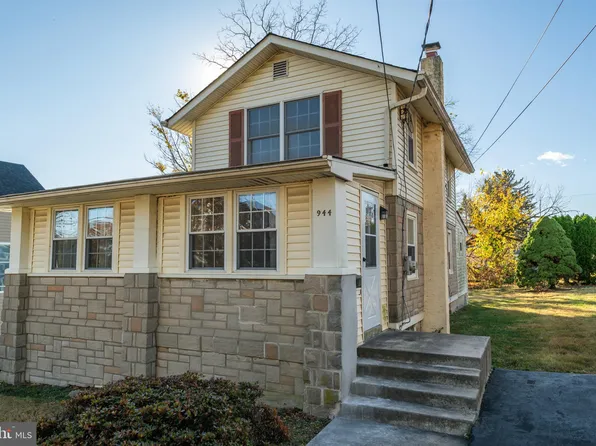 944 Avenue C, Langhorne, PA 19047