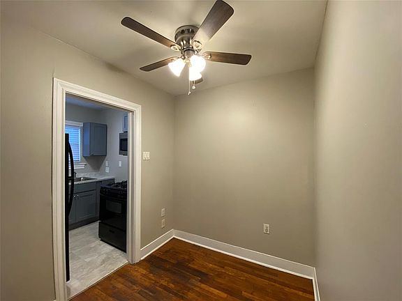 3rd image of 4219 Lamar St #D