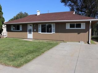 1202 Janbrook Blvd, Carter Lake, IA 51510