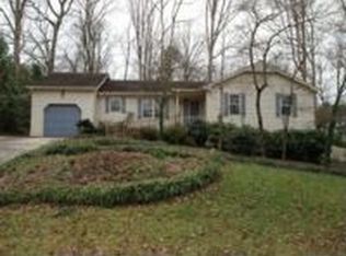 304 Danforth Ct, Raleigh, NC 27615