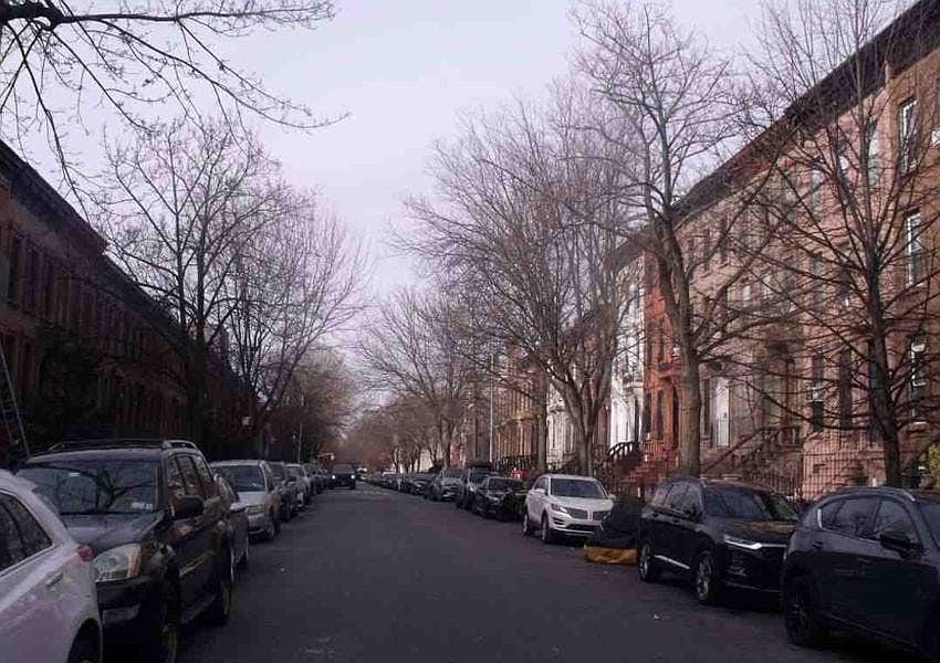 2nd image of 411 Madison St