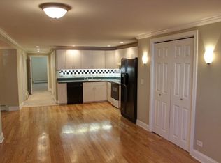 2619 W Greenleaf Ave #UNT, Chicago, IL 60645