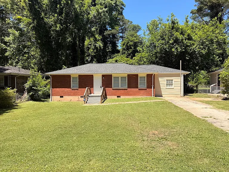 2524 Habersham Dr — Photo 1