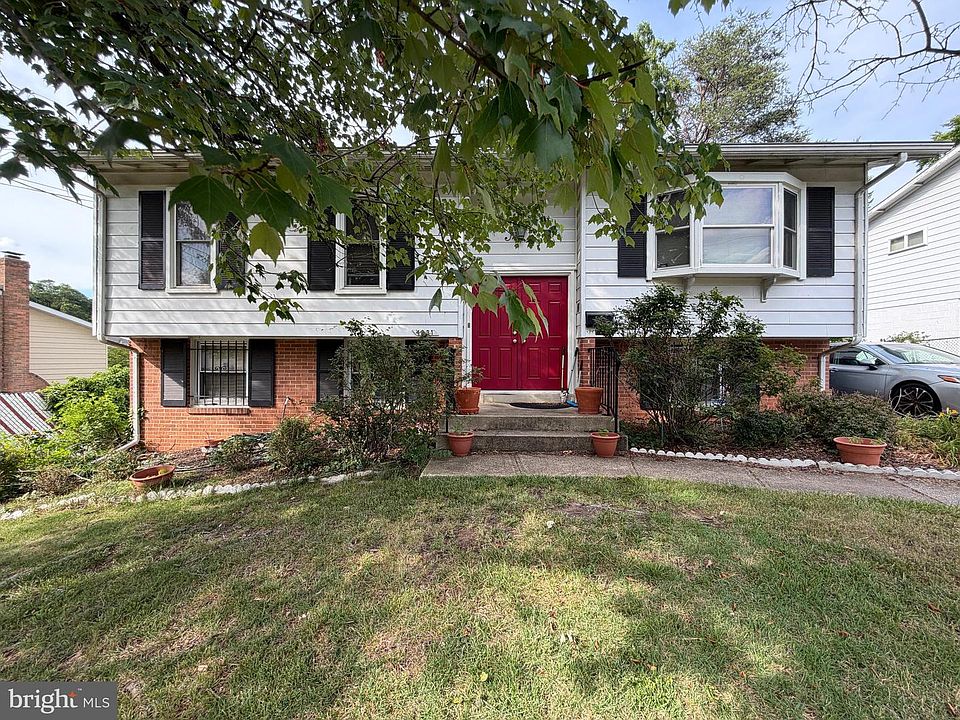 1st image of 4231 Kinmount Rd