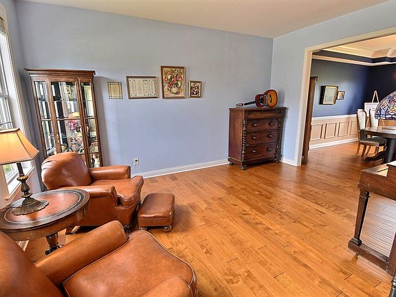 4th image of 4305 Cathedral Ct