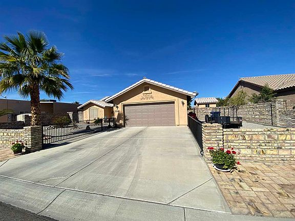 3rd image of 13866 E 53rd Ln