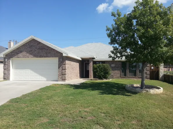 3306 Edgewood Dr, San Angelo, TX 76903