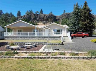 19002 W Bunker Rd, Cheney, WA 99004