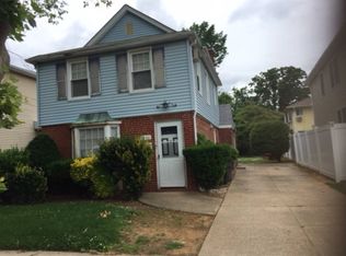 1496 Kiefer Ave, Elmont, NY 11003