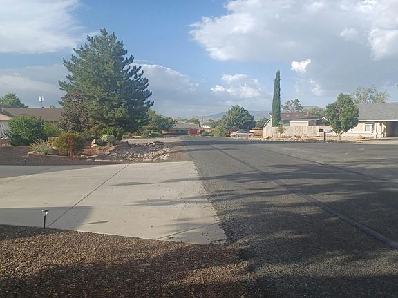 4th image of 5212 N Lone Dr