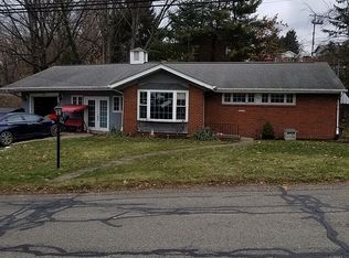 100 Gilmore Dr, Pittsburgh, PA
