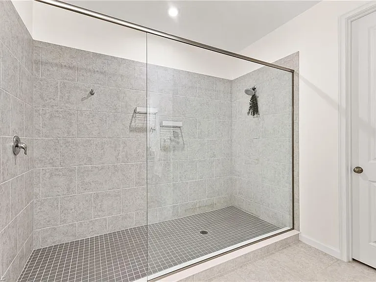 4607 Arboretum Cir #202 — Photo 12