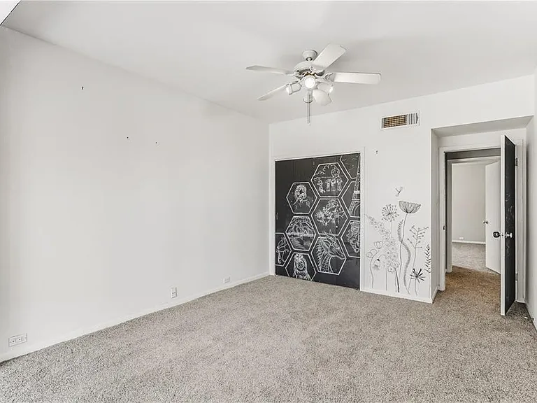 520 S Chaparral St #501 — Photo 23