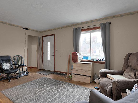 4th image of 1225 Sandlin Ave