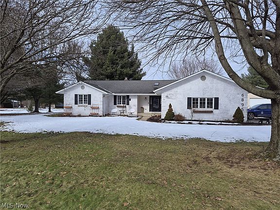 2nd image of 6895 Spieth Rd