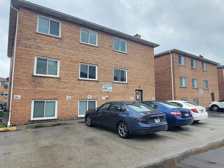 9220 Jill Ln #TOP FLOOR — Photo 18