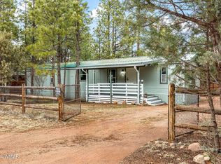 2897 Paint Pony Ln, Overgaard, AZ 85933