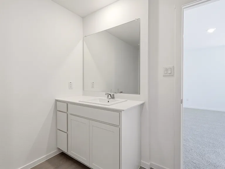 3145 Campeiro Ave — Photo 9