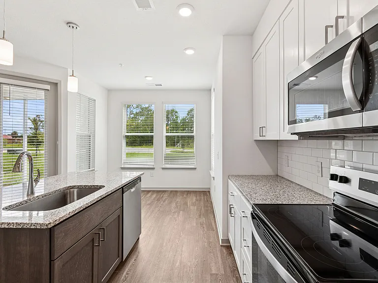 Alera at Hunters Glen — Photo 61