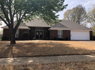 3505 Summerdale Dr, Memphis, TN 38133